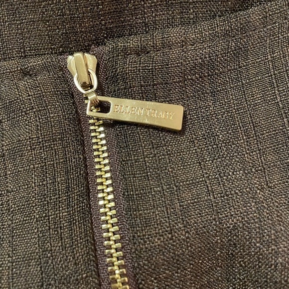 Ellen Tracy Brown Sleeveless Sheath with Mid-Century Gold Metal Accent Size 6 - Picture 12 of 12